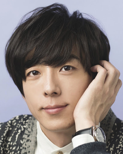 高橋一生さんプロフィール。1980年12月9日日生まれ。東京都出身。O型。テレビドラマ・映画・舞台と幅広く活躍。近年の主な出演作にドラマ「僕らは奇跡でできている」「凪のお暇」「岸辺露伴は動かない」「天国と地獄～サイコな2人～」、映画「引っ越し大名！」「ロマンスドール」「スパイの妻」、舞台「天保十二年のシェイクスピア」など多数。現在、NODA・MAP 第24回公演「フェイクスピア」が公演中のほか、出演映画「るろうに剣心 最終章 The Beginning」が公開中