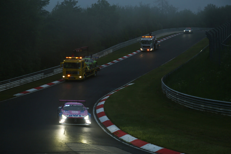 クラッシュしたマシン