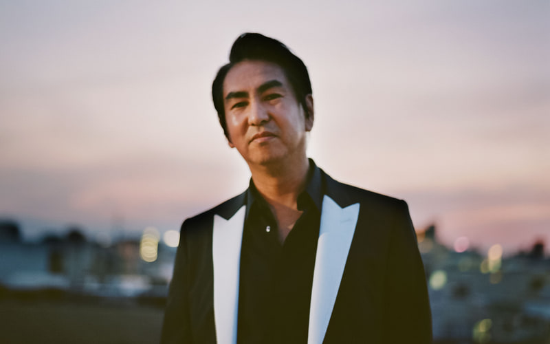 オリジナル・ラブ（Original Love）プロフィール：1987年 前身バンド「レッドカーテン」から「オリジナル・ラヴ」に改名（現在の表記は「オリジナル・ラブ」）。1988年オリジナル・ラヴと並行し、ピチカート・ファイヴに加入（1990年まで）。1991年アルバム「LOVE! LOVE! ＆ LOVE!」でデビュー。代表作としてシングル「接吻」「プライマル」アルバム「風の歌を聴け」などがある。2021年にデビュー30周年を迎える