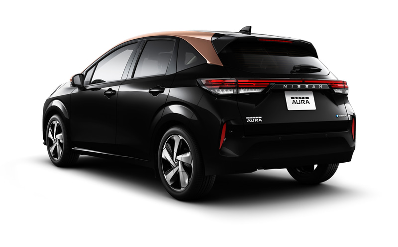 新型車「ノート オーラ」