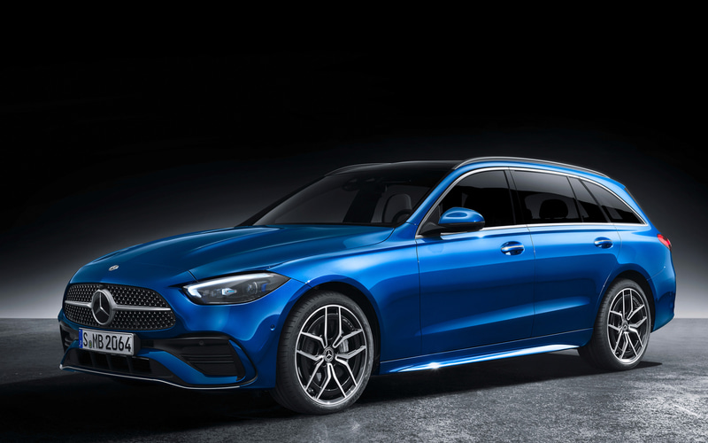 新型Cクラスのステーションワゴン