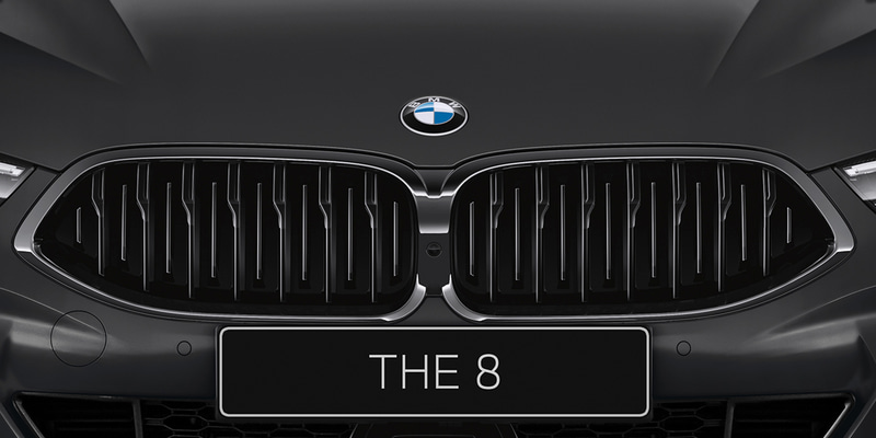 キドニー・グリルも黒に統一