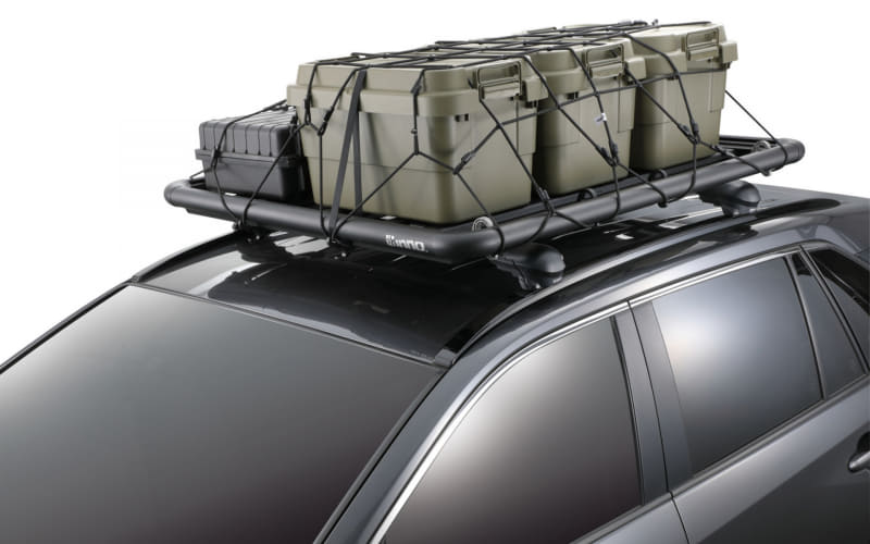 ルーフデッキ120の装着例。製品サイズは1400×1200×80mm（長さ×幅×高さ）