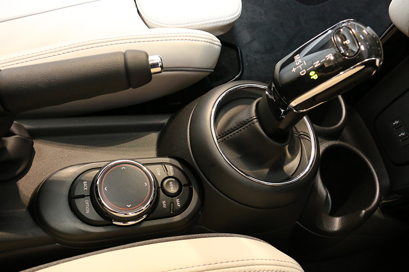 旧モデルのシフトまわり