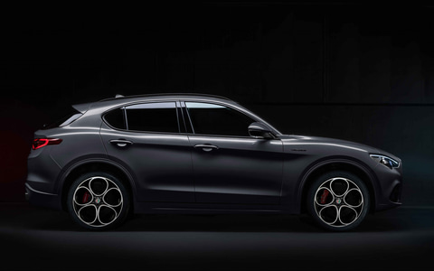 アルファ ロメオ、「ステルヴィオ」に新グレード「ヴェローチェ」追加