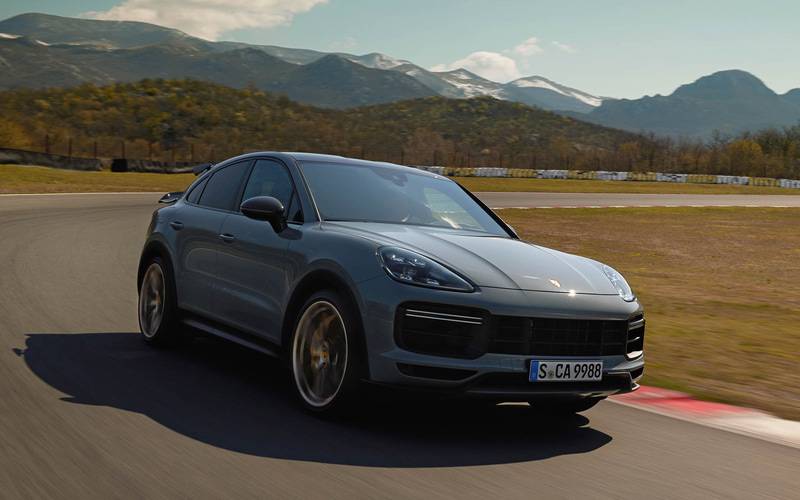 新型カイエン ターボ GT