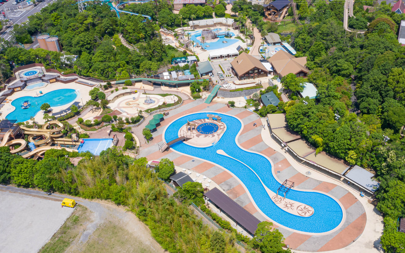 アクア・アドベンチャー内に隠れている「コチラファミリー」のモニュメントを探し、ヒントをもとにゴールにいるコチラを見つけ出すイベントも開催