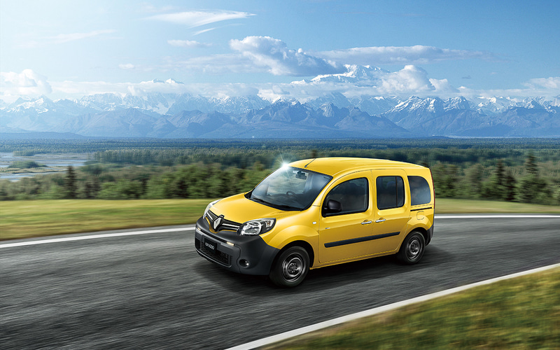 カングー リミテッド ディーゼル MTのボディサイズは4280×1830×1810mm（全長×全幅×全高）、ホイールベースは2700mm。車両重量は従来の1.2リッターガソリンターボ（115PS/190Nm）に6速MTを組み合わせる「カングーゼン 6MT」から90kg増の1520kg