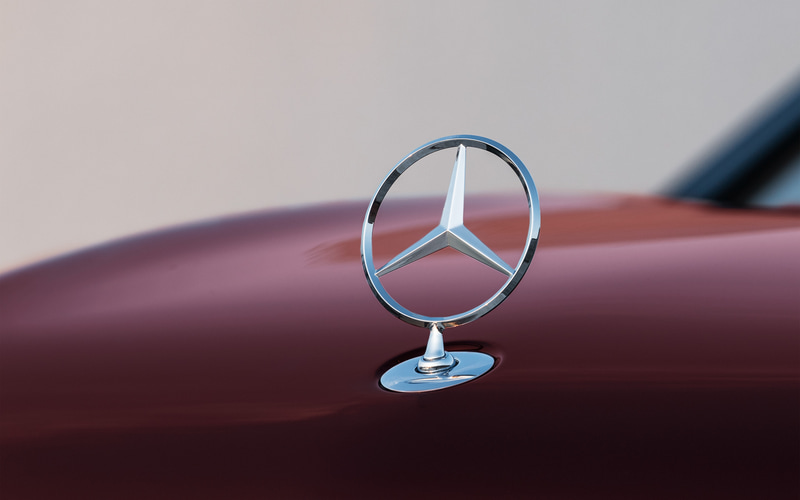 伝統の「スリーポインテッドスター」