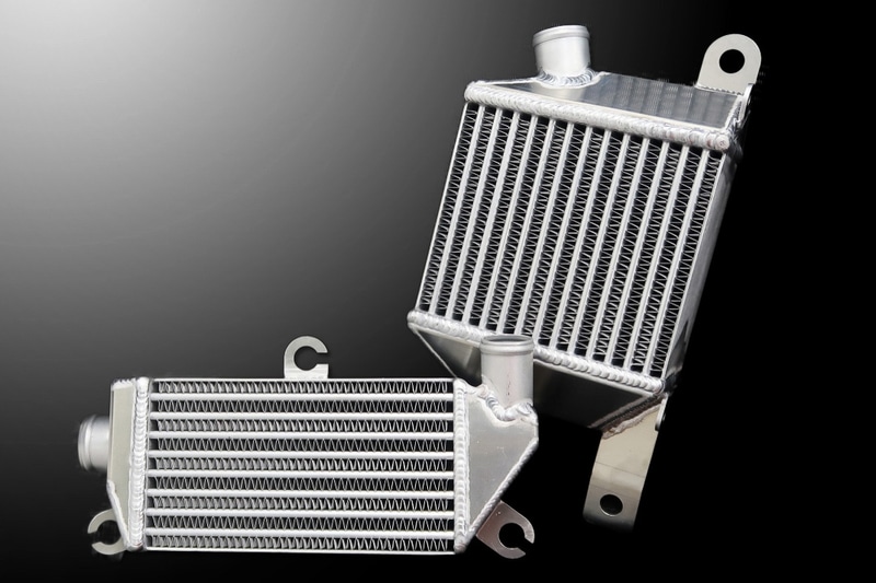レーシングインタークーラー　7万8000円（税別）
