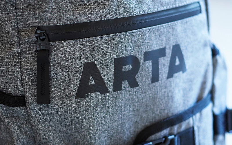 ARTA×UNDER ARMOURのコラボレーションが実現