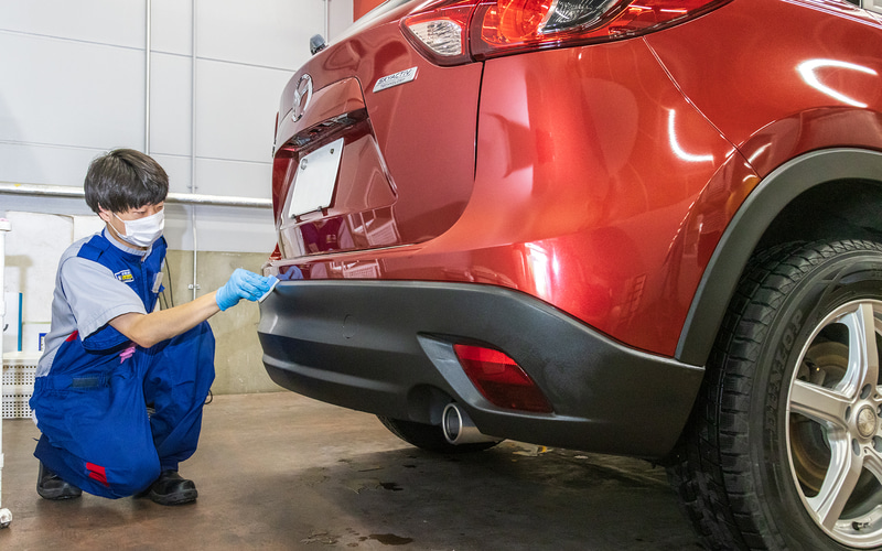 リアバンパーは面積が広いので効果が大きそう