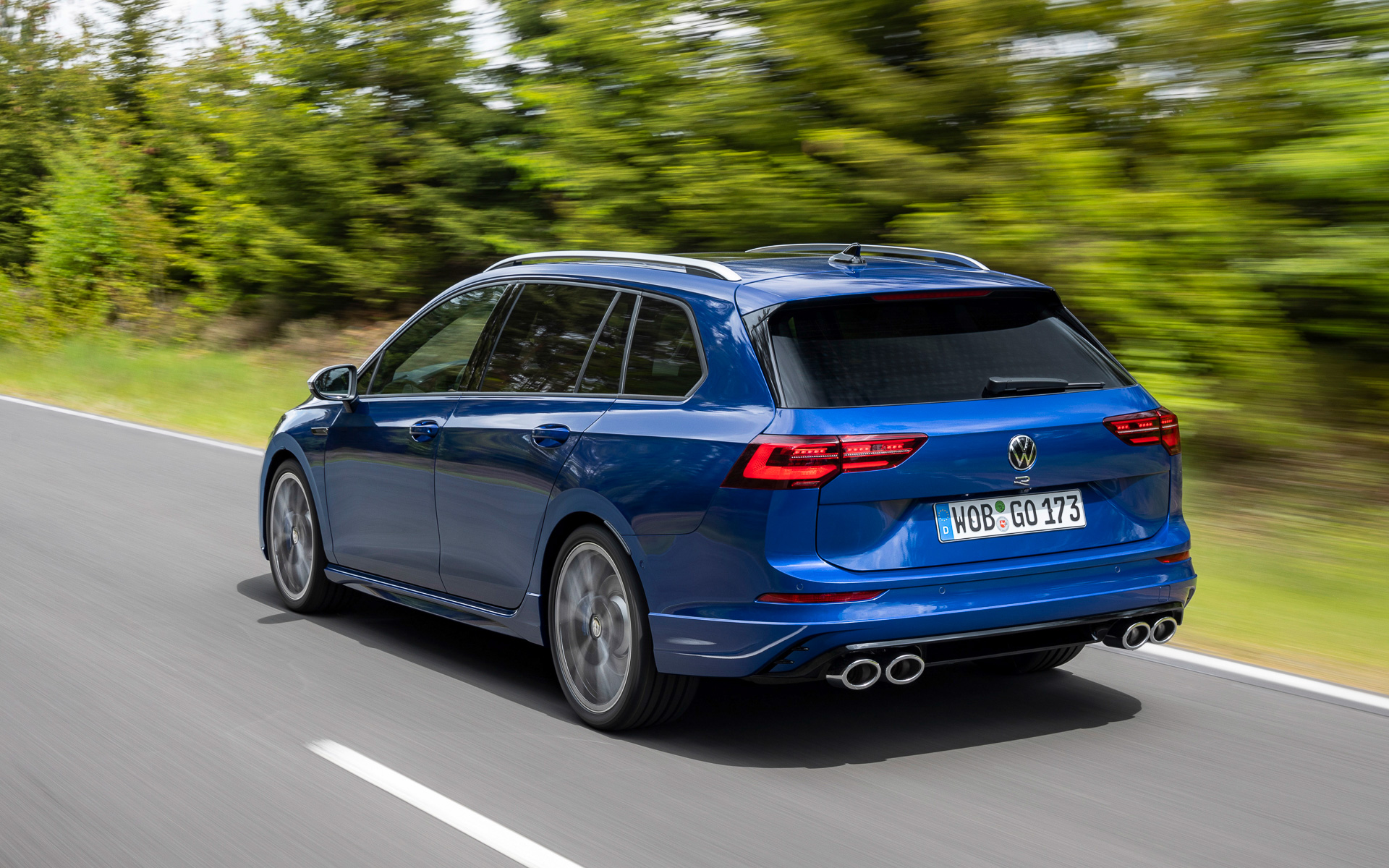 新型ゴルフ R ヴァリアント