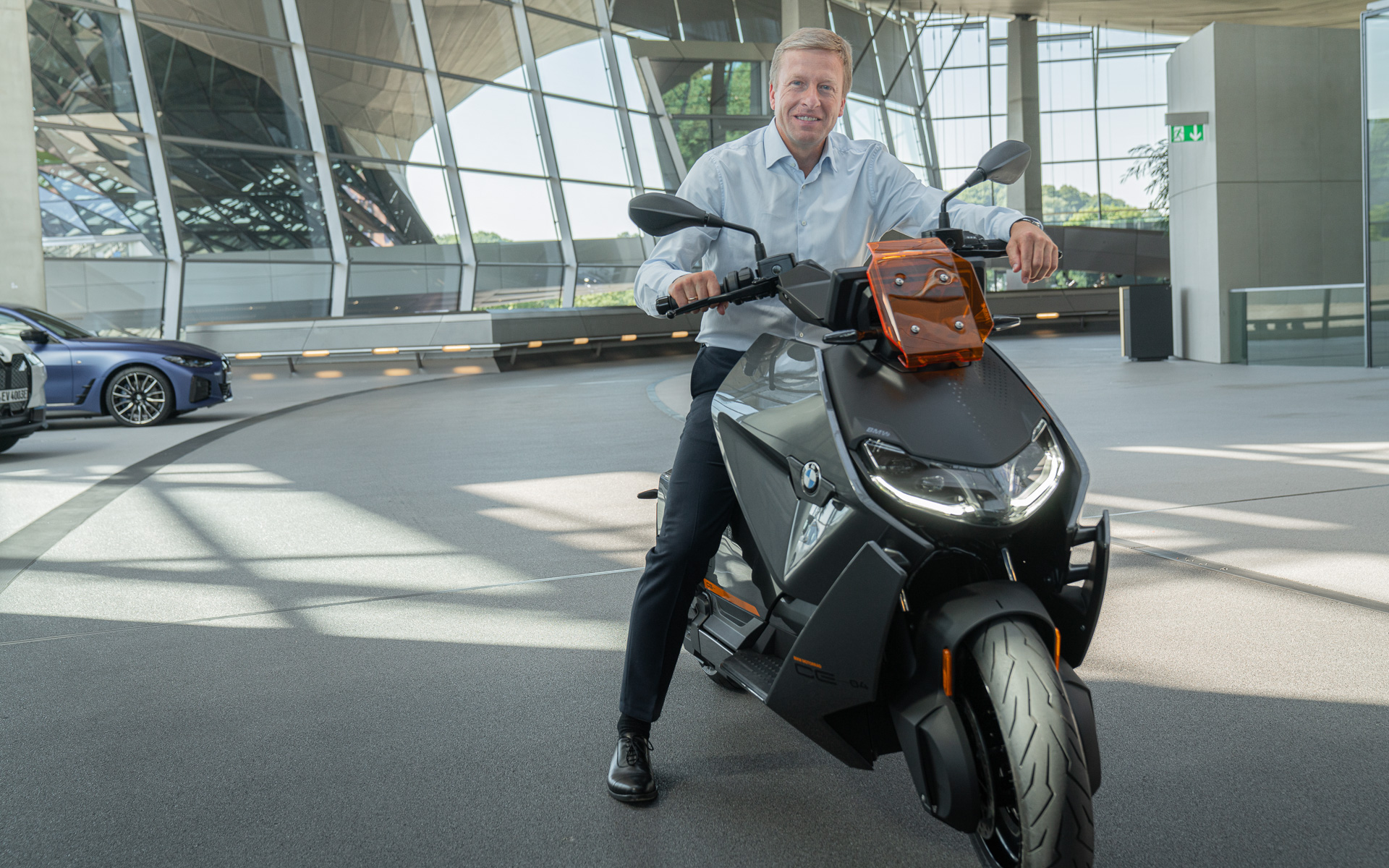 BMW AG CEO オリバー・ツィプセ氏