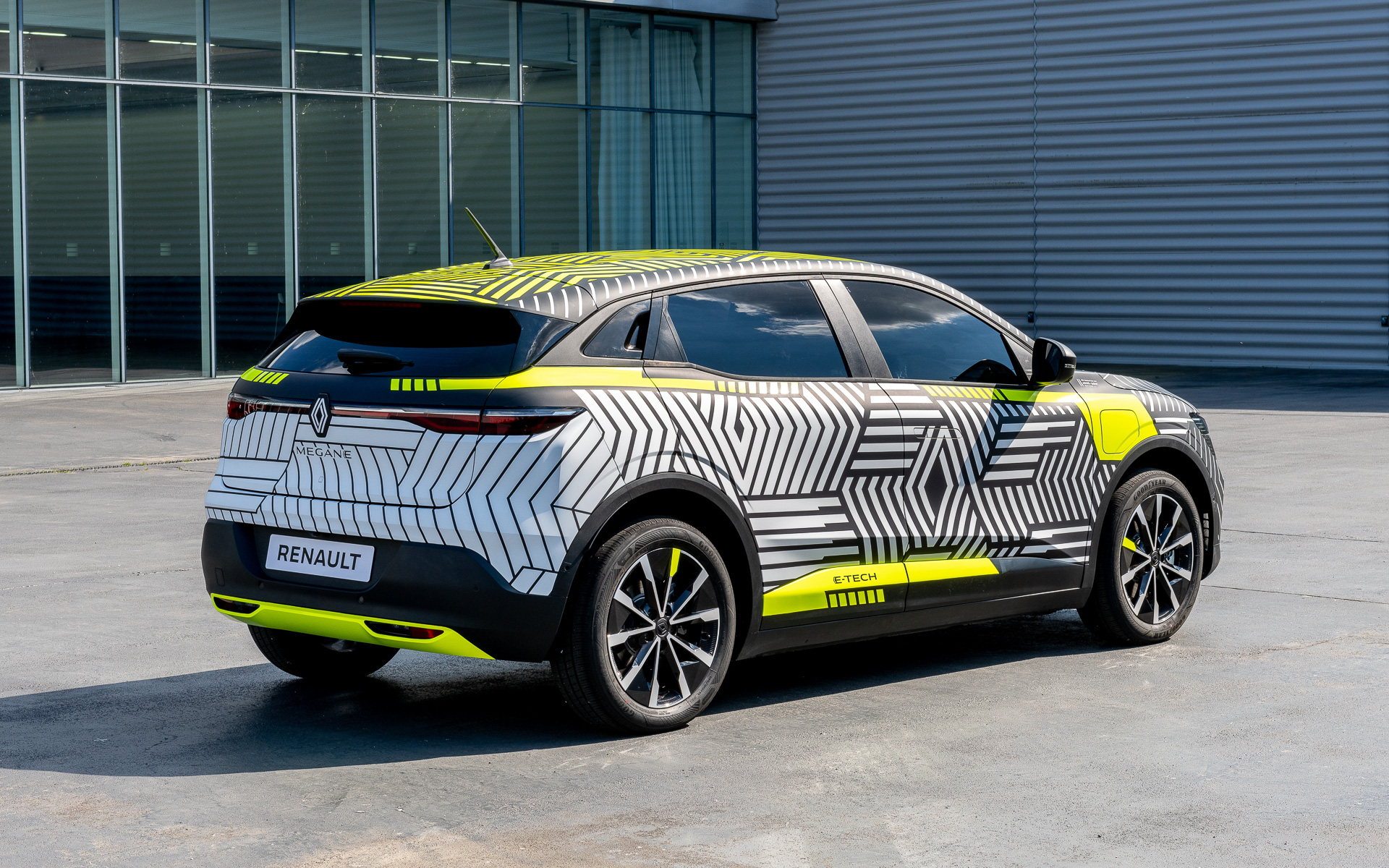 メガーヌ E-TECH Electric プロトタイプ