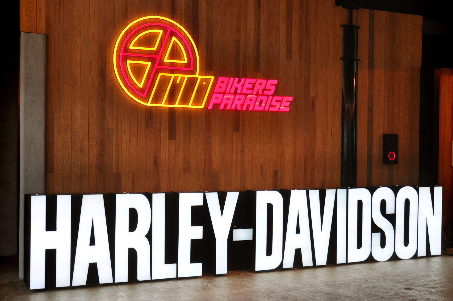 バイカーズパラダイス南箱根で開催中の「Harley Month」