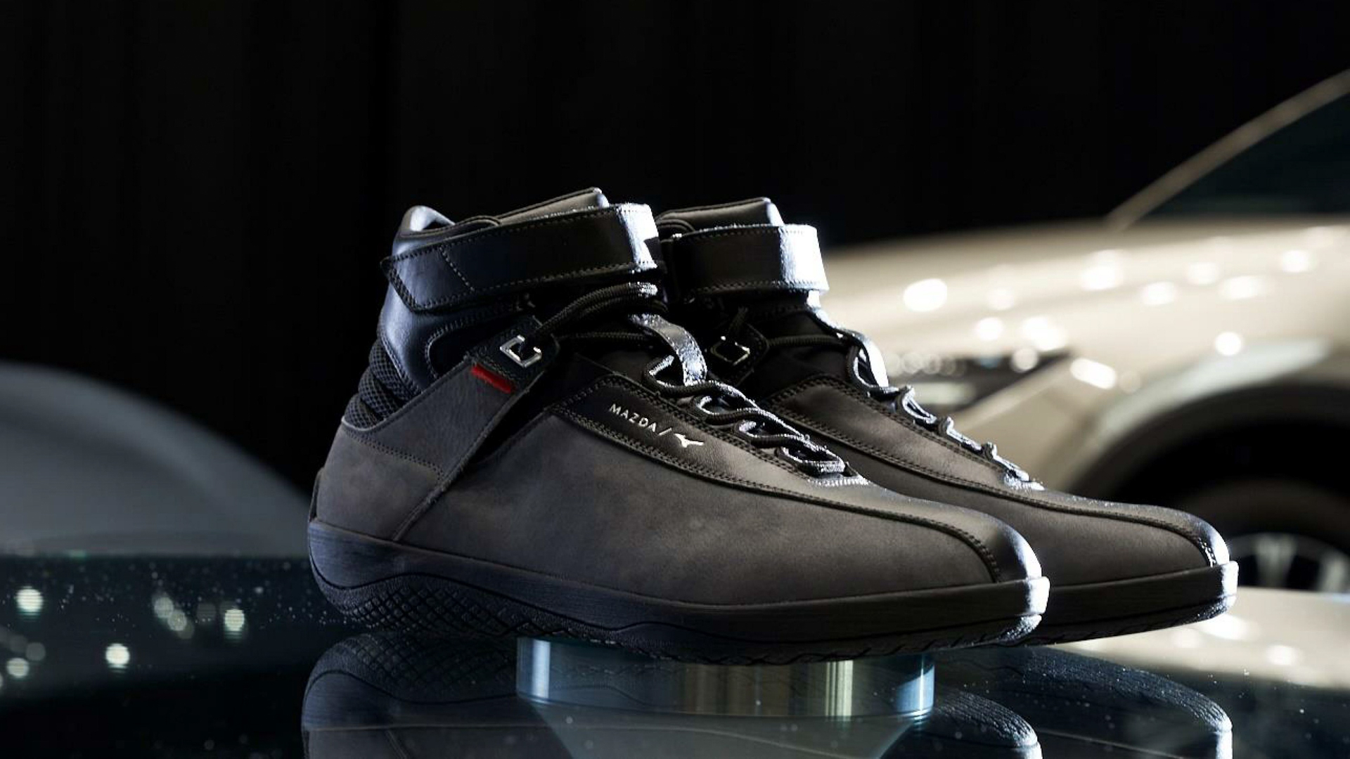 マツダ/ミズノ ドライビングシューズ