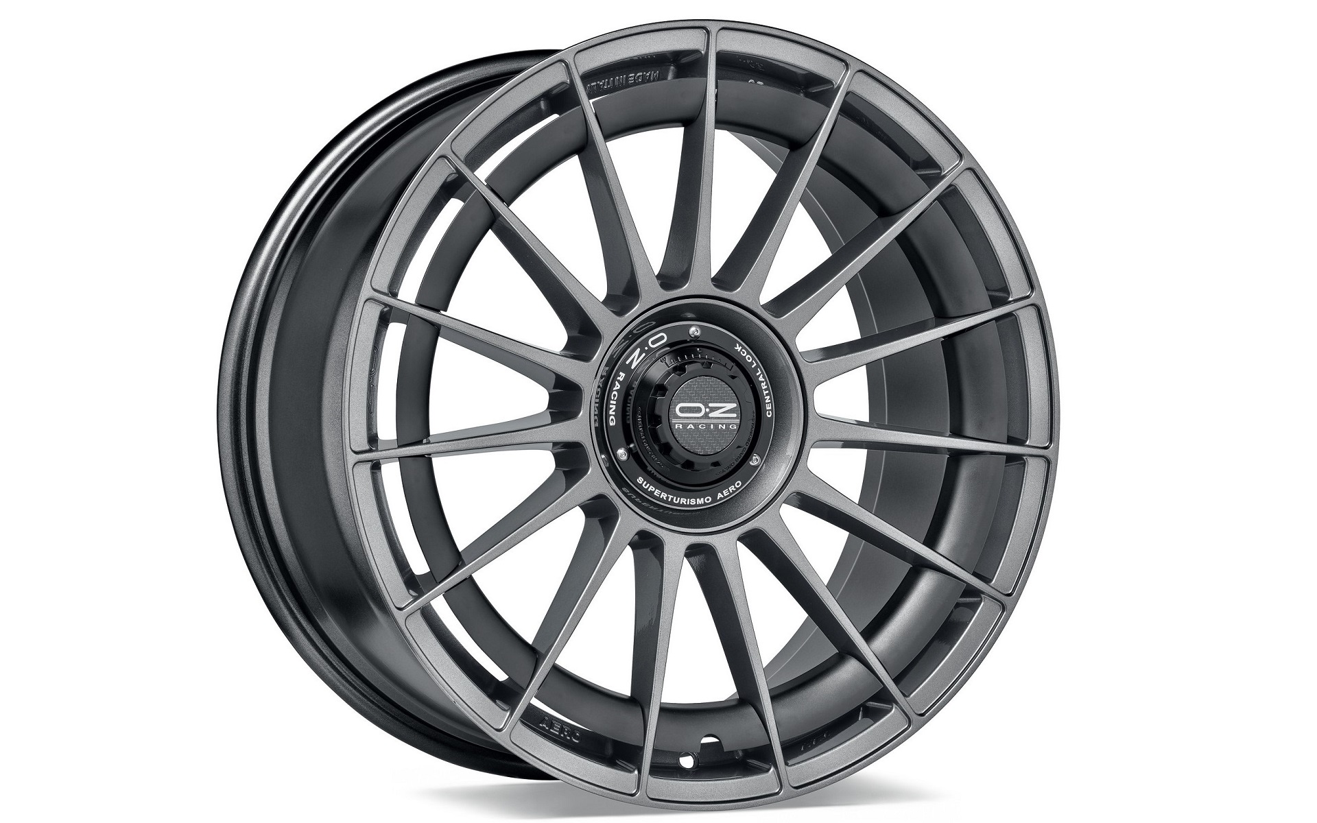 製造：鋳造、構造：1ピース、サイズラインアップ：18インチ～20インチ、カラーバリエーション：Star Graphite