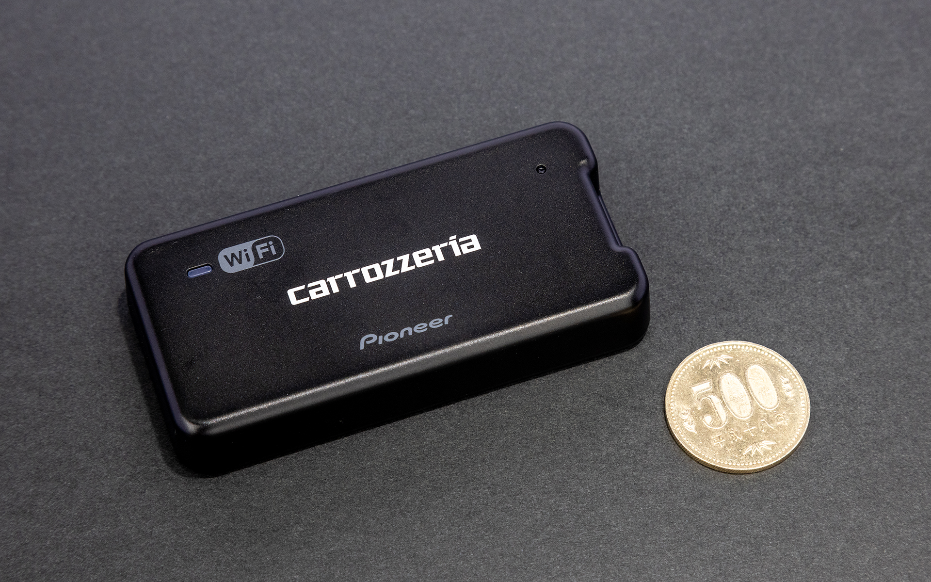 本体はとてもコンパクト