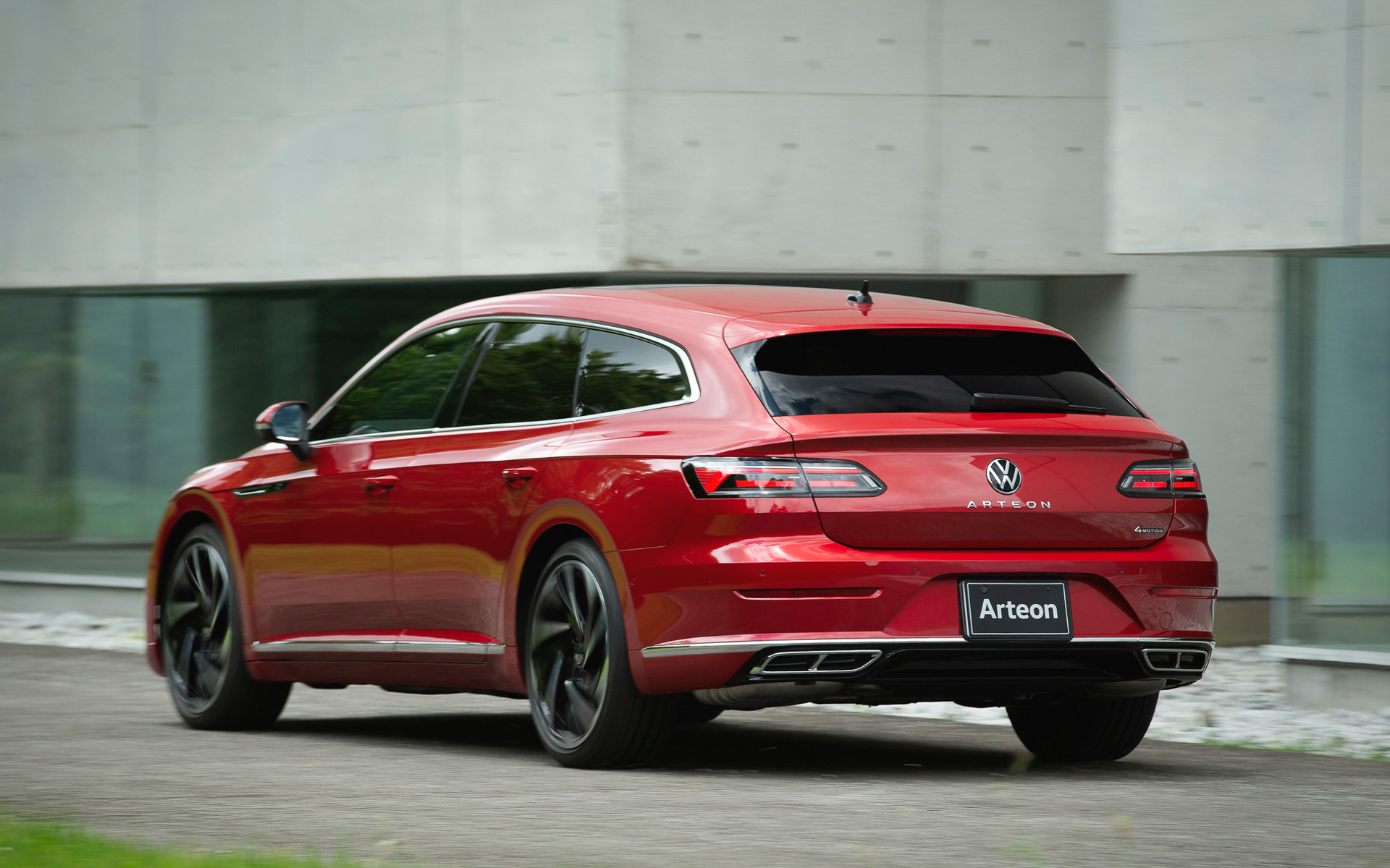 新型アルテオン シューティング ブレーク