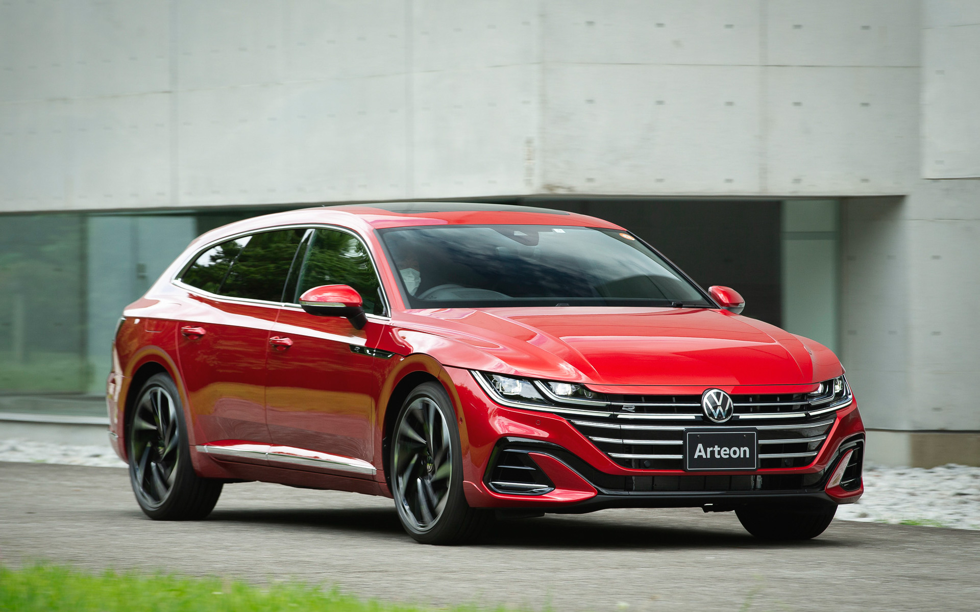 新型アルテオン シューティング ブレーク