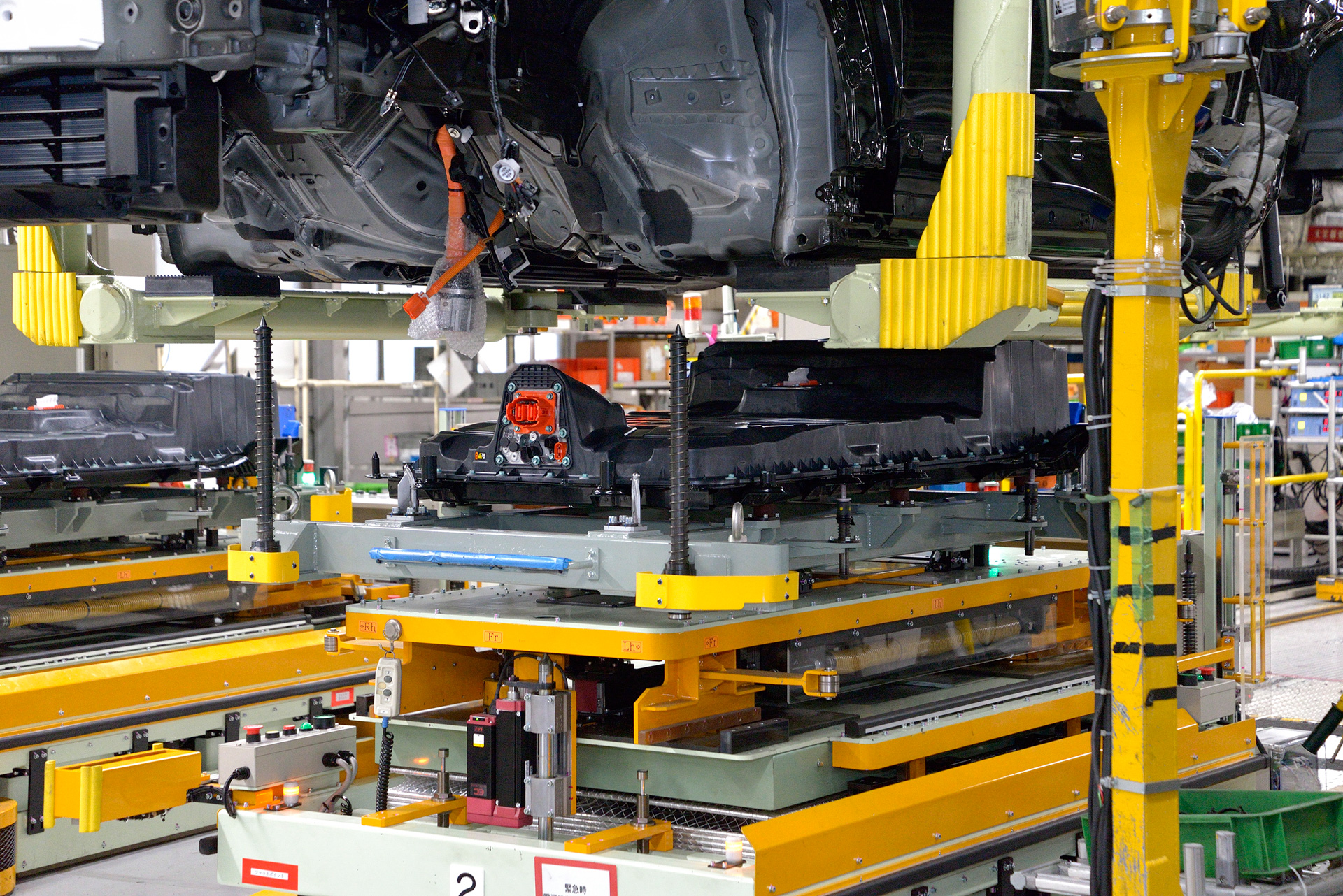 広島本社工場で生産される「MX-30」EVモデル