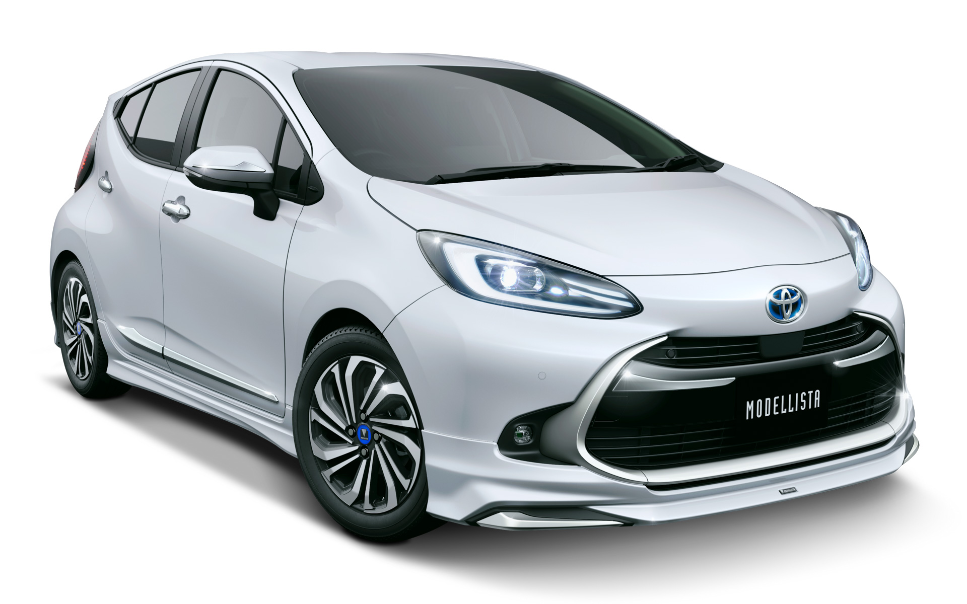 MODELLISTA エアロセット装着車