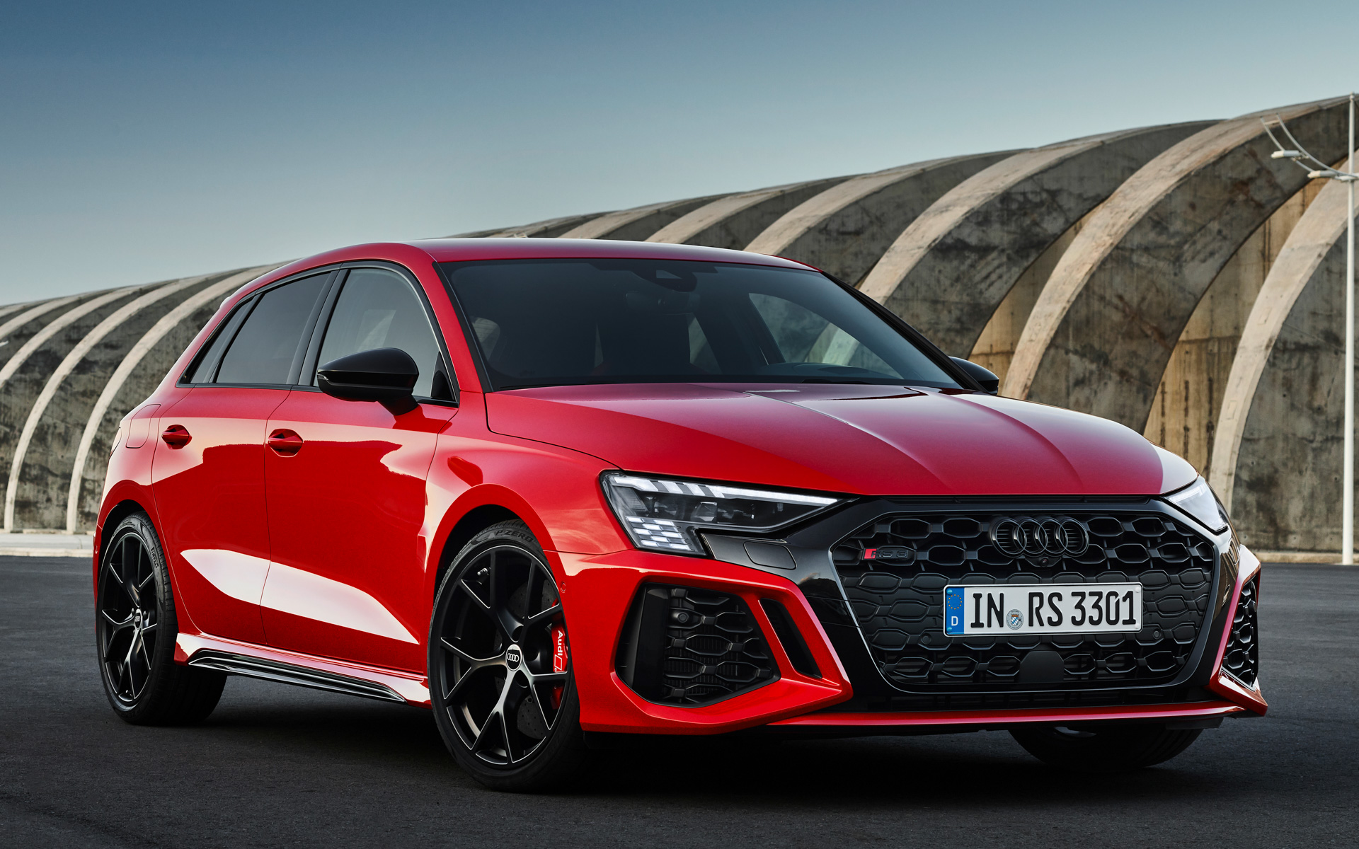 新型RS 3 スポーツバック