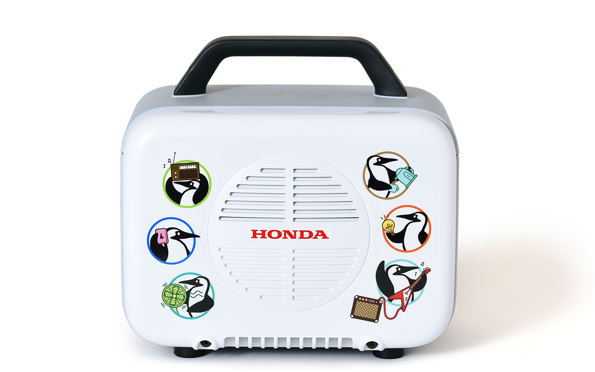 カツオドリのキャラクター「ブービーバード」があしらわれる