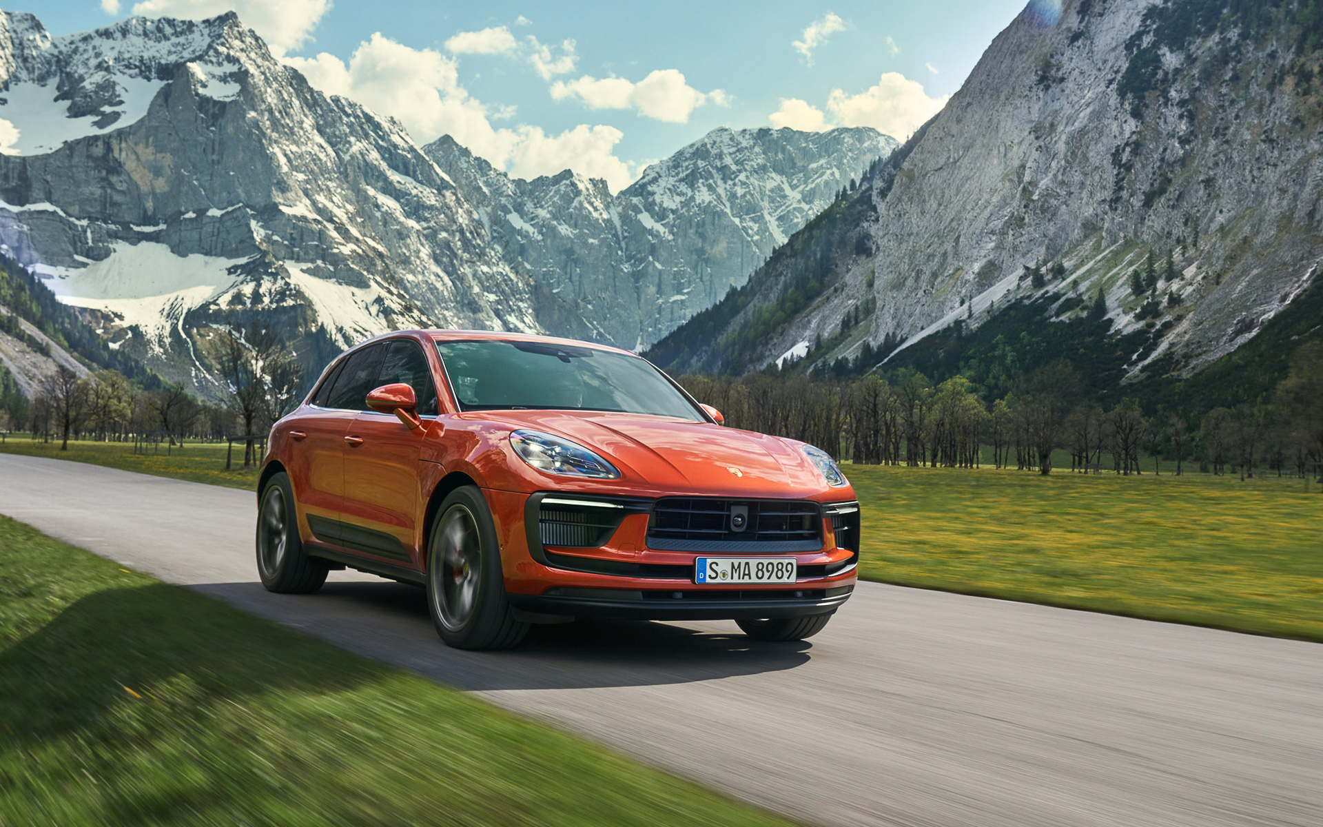 ミドルサイズSUV「マカン」を改良