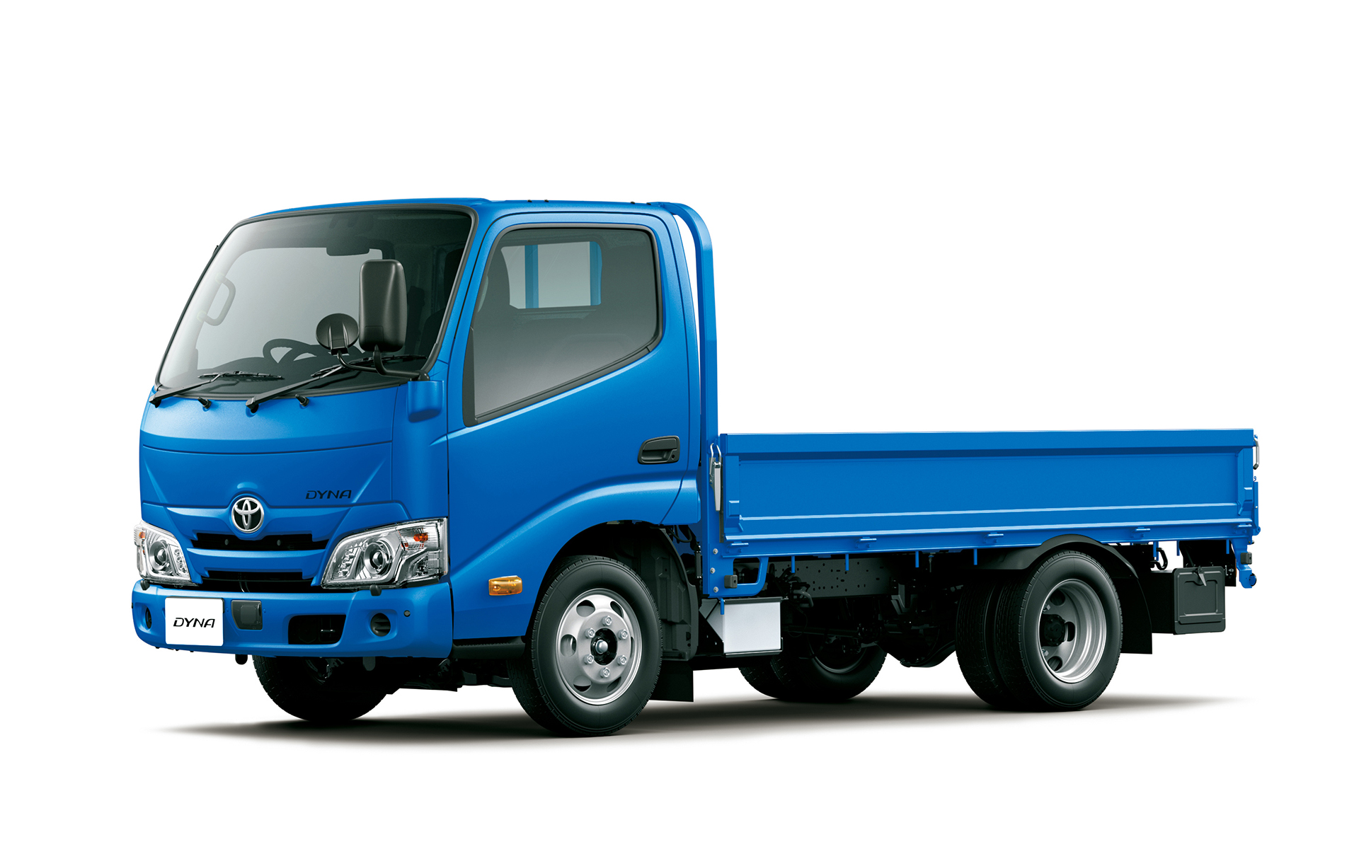 カーゴ シングルキャブ（ロングデッキ・フルジャストロー・1.4t積・ディーゼル車・4WD・5速MT。オプション装着車）