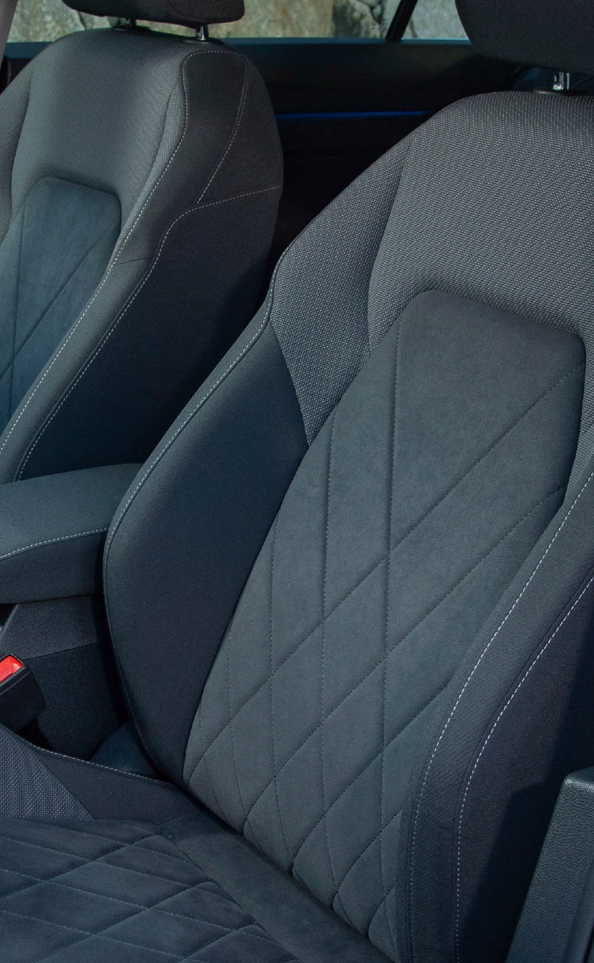 ゴルフ ヴァリアント eTSI Style