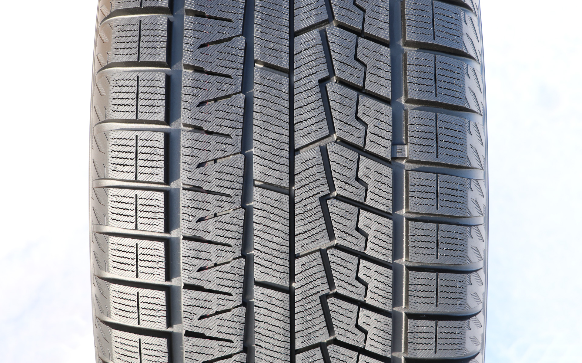 タイヤ幅235以上のパターンNo.IG70A