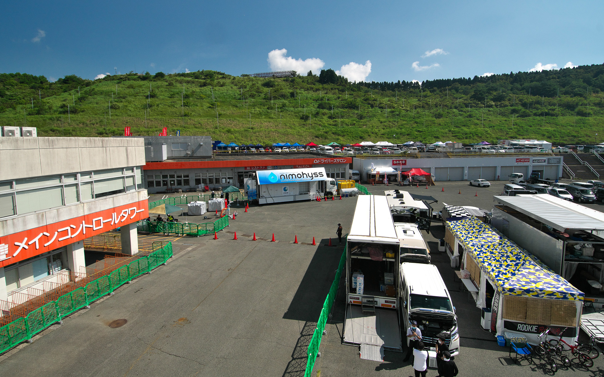 オートポリスでの水素充填装置