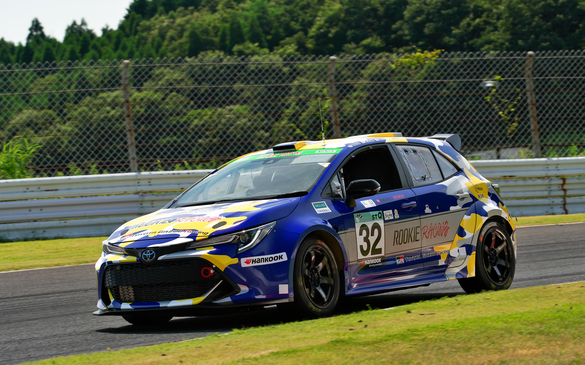 水素エンジン搭載カローラ