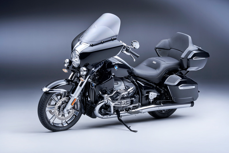 BMW、「R 18 Transcontinental」「R 18 B」受注開始 ビッグボクサー