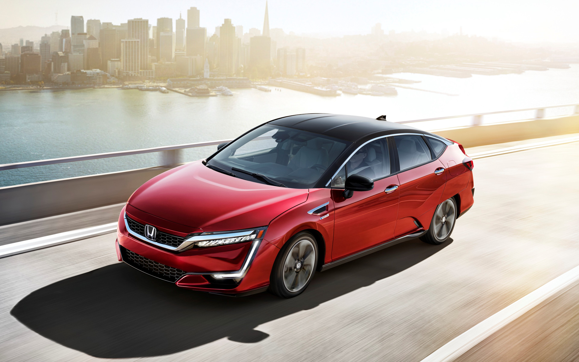 ホンダのFCV「クラリティ FUEL CELL」