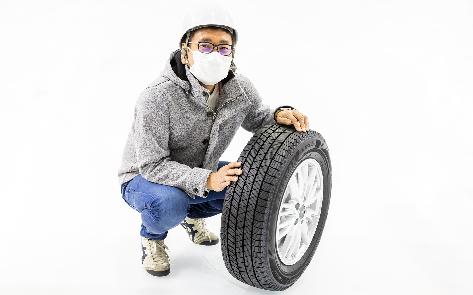 氷上性能は圧倒的に進化していました。降雪シーズンになったらスノー路面で雪上性能を確認してみたいと思います