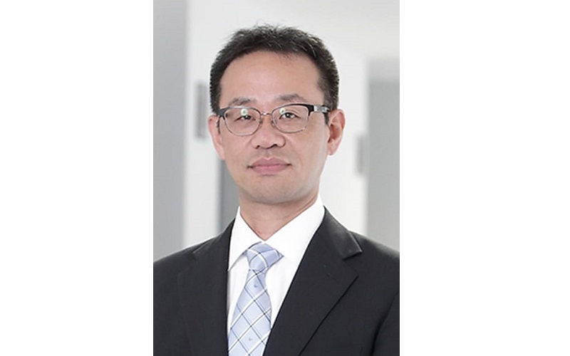 交通心理学、ヒューマンインタフェースを専門とする、九州大学大学院システム情報科学研究院教授の志堂寺和則氏