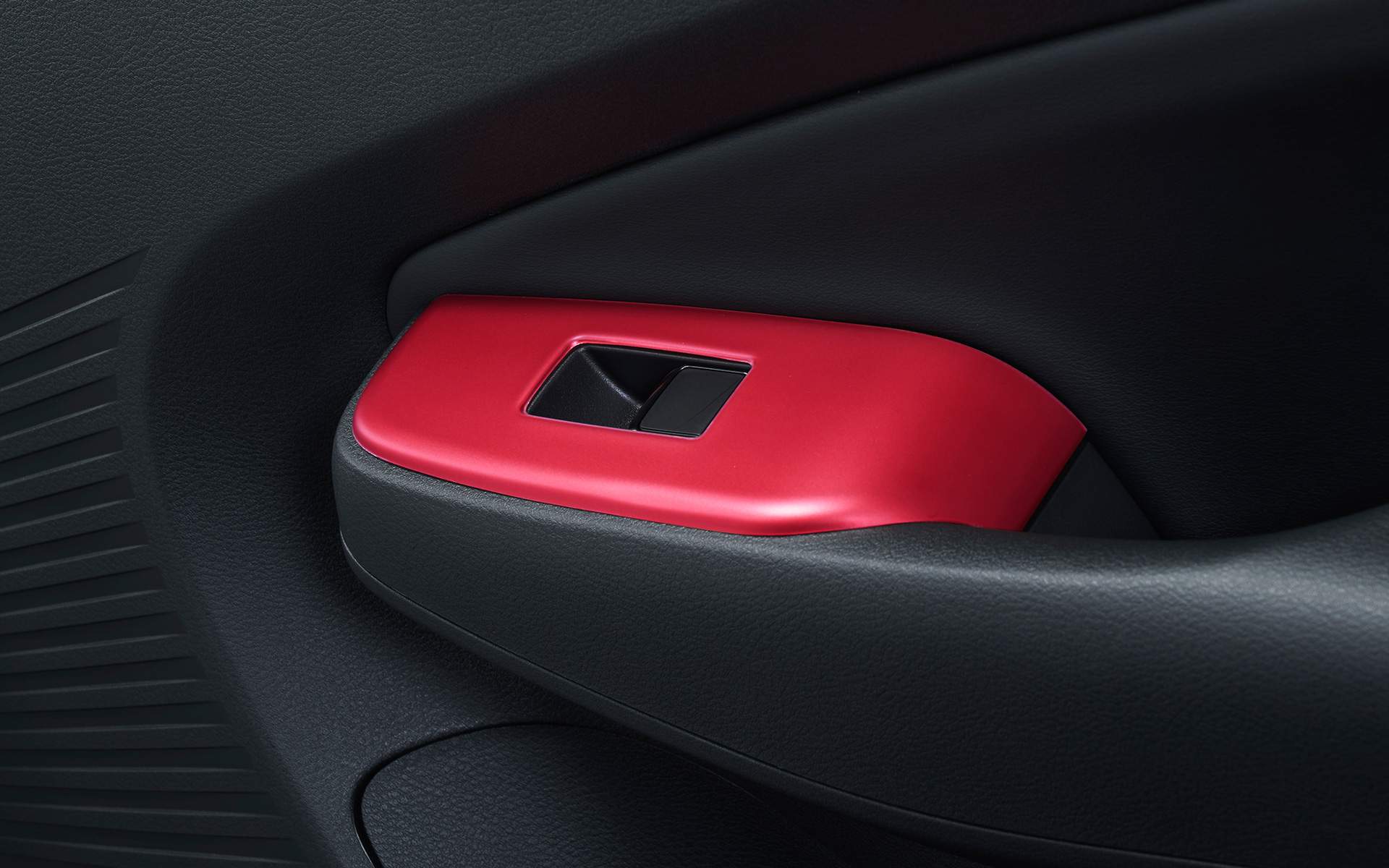 ウィンドウスイッチフィニッシャー（リア）装着例