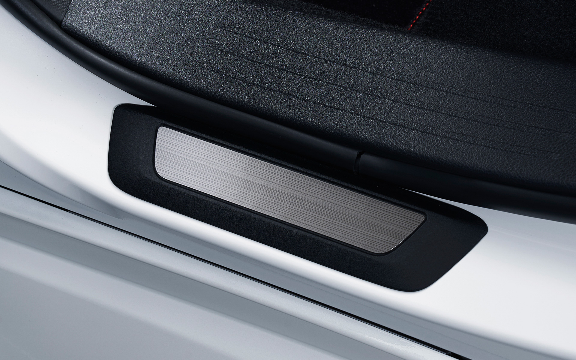 キッキングプレート（リア）