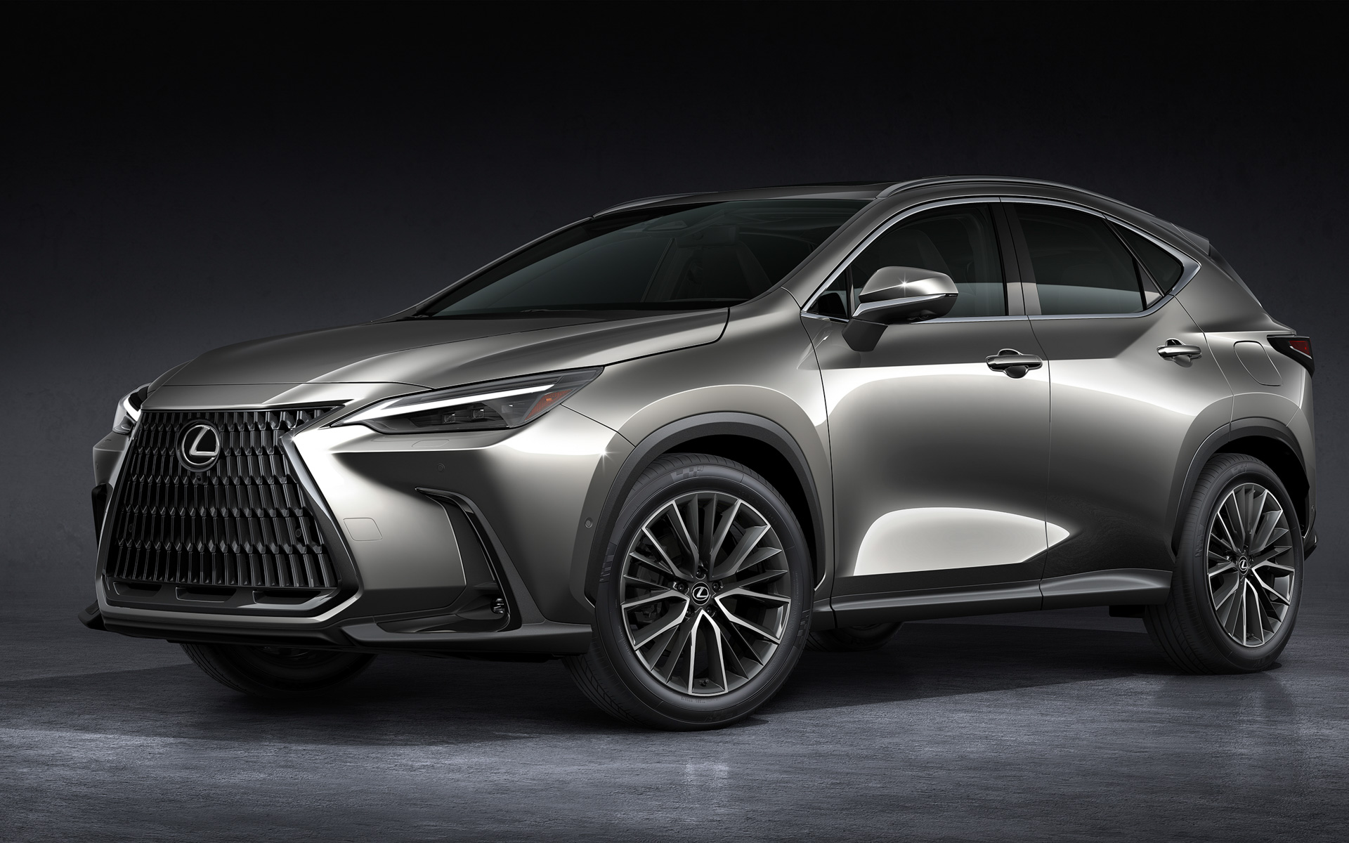 「NX450h+」プロトタイプ