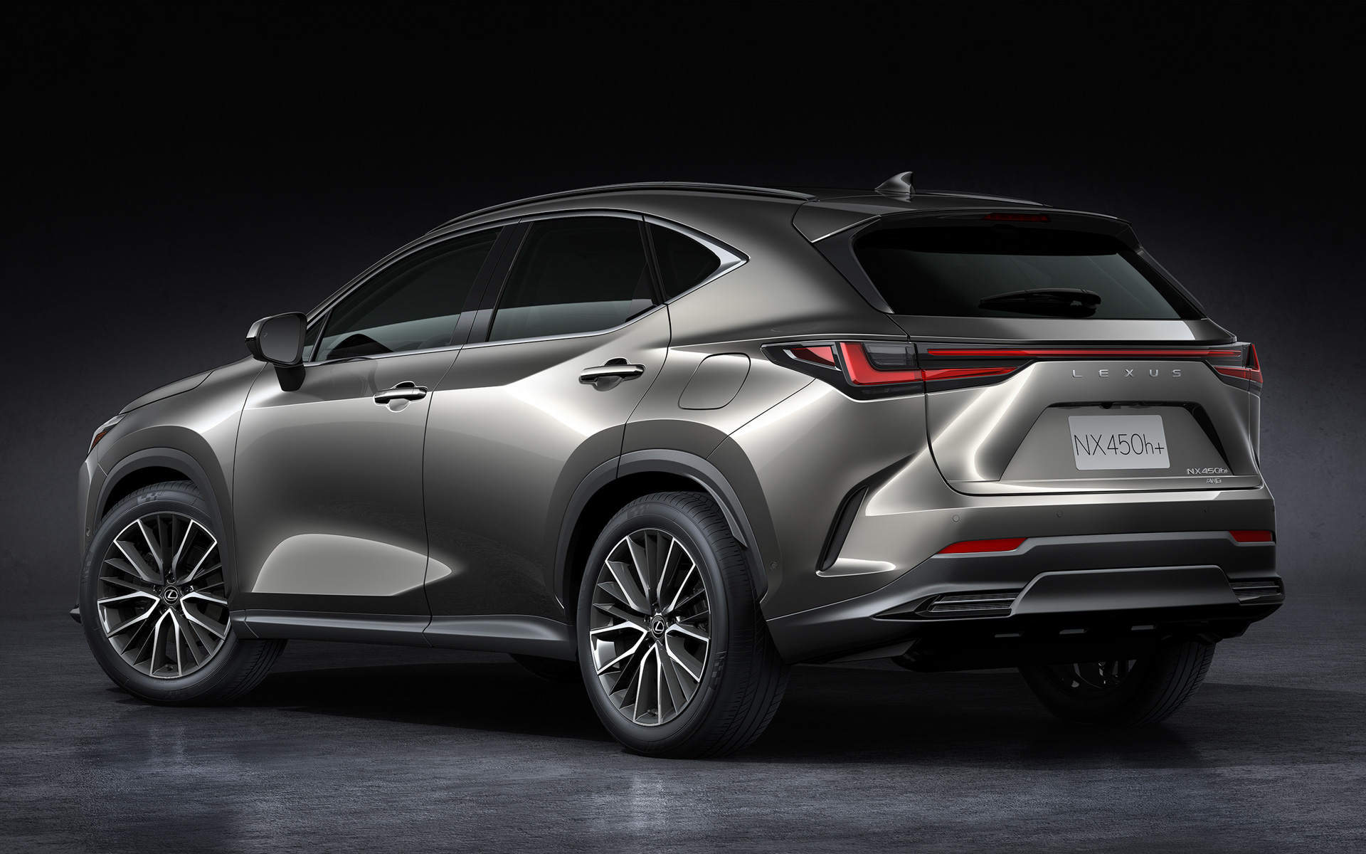 「NX450h+」プロトタイプ