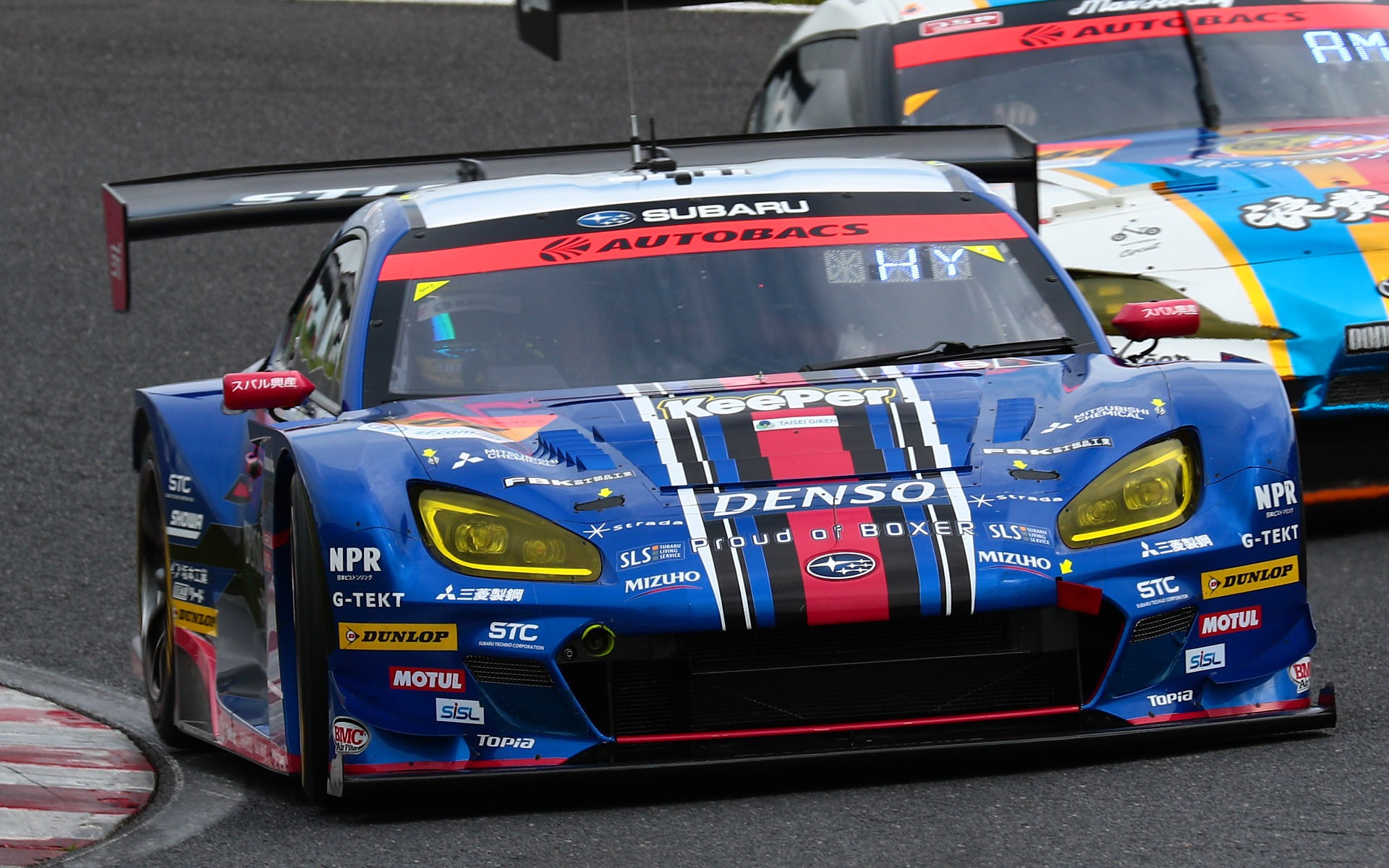 GT300クラスのポールポジションを獲得した61号車 SUBARU BRZ R＆D SPORT（井口卓人/山内英輝組、DL）