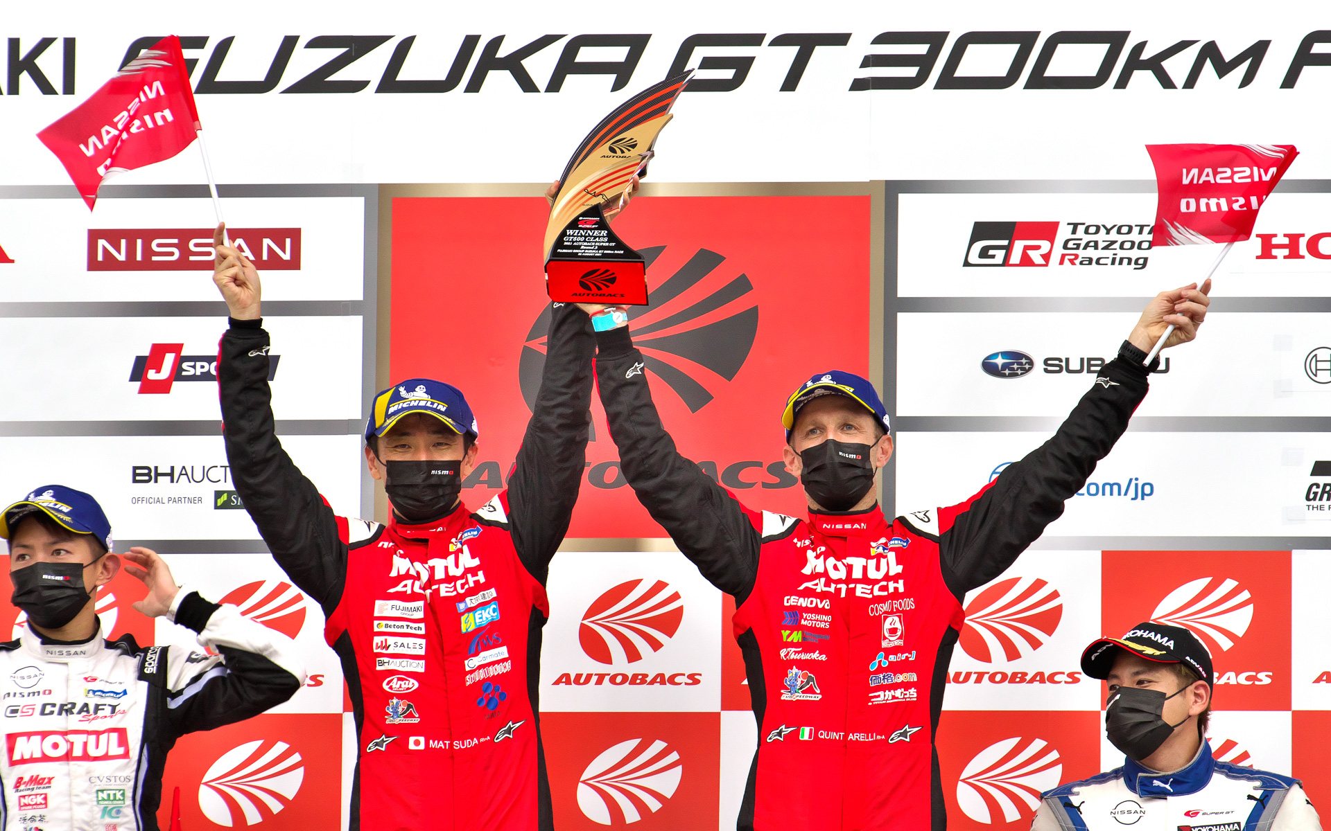 鈴鹿3連勝を果たした23号車 MOTUL AUTECH GT-R（松田次生/ロニー・クインタレッリ組、MI）