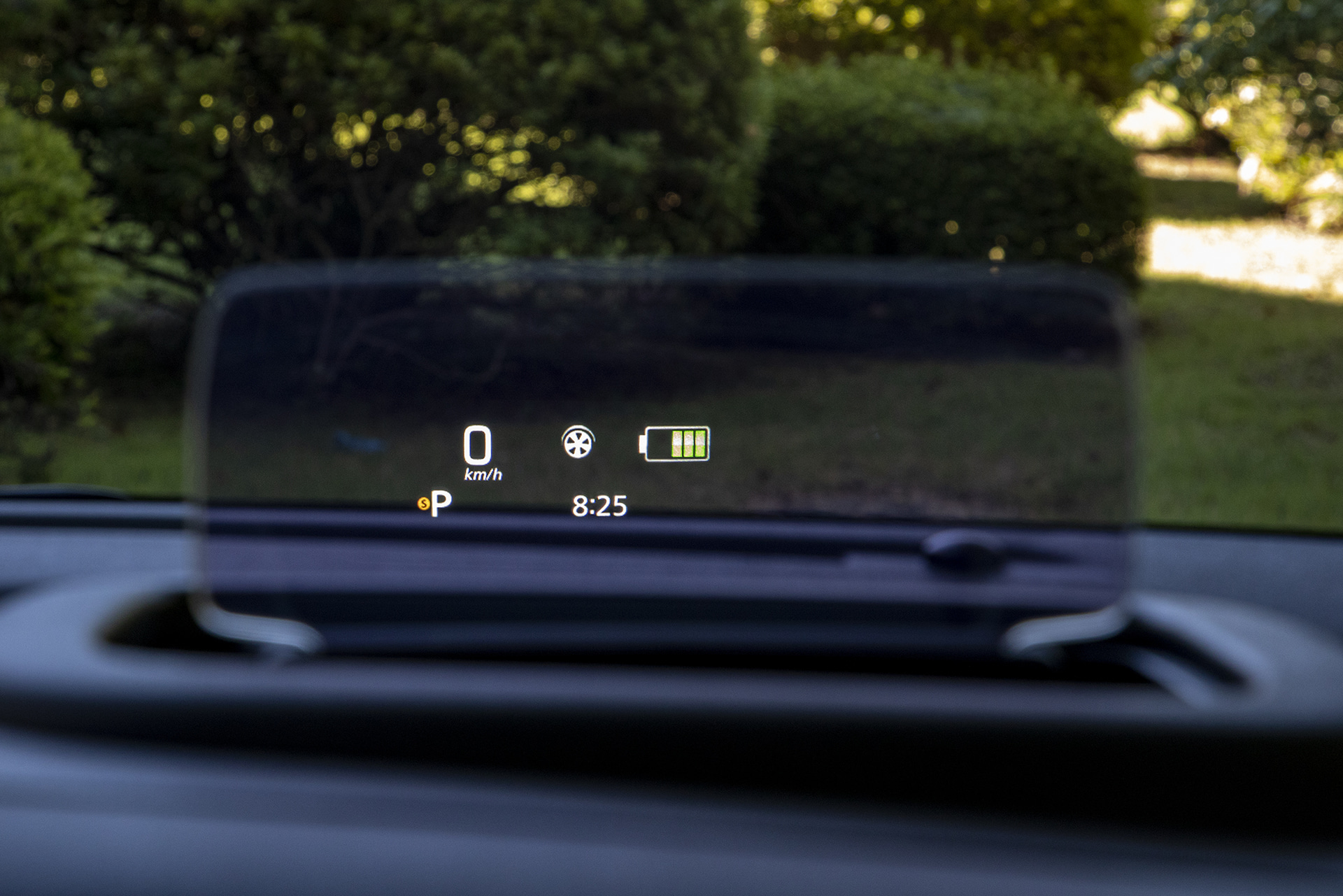 ヘッドアップディスプレイの表示パターン。視認性はよかった