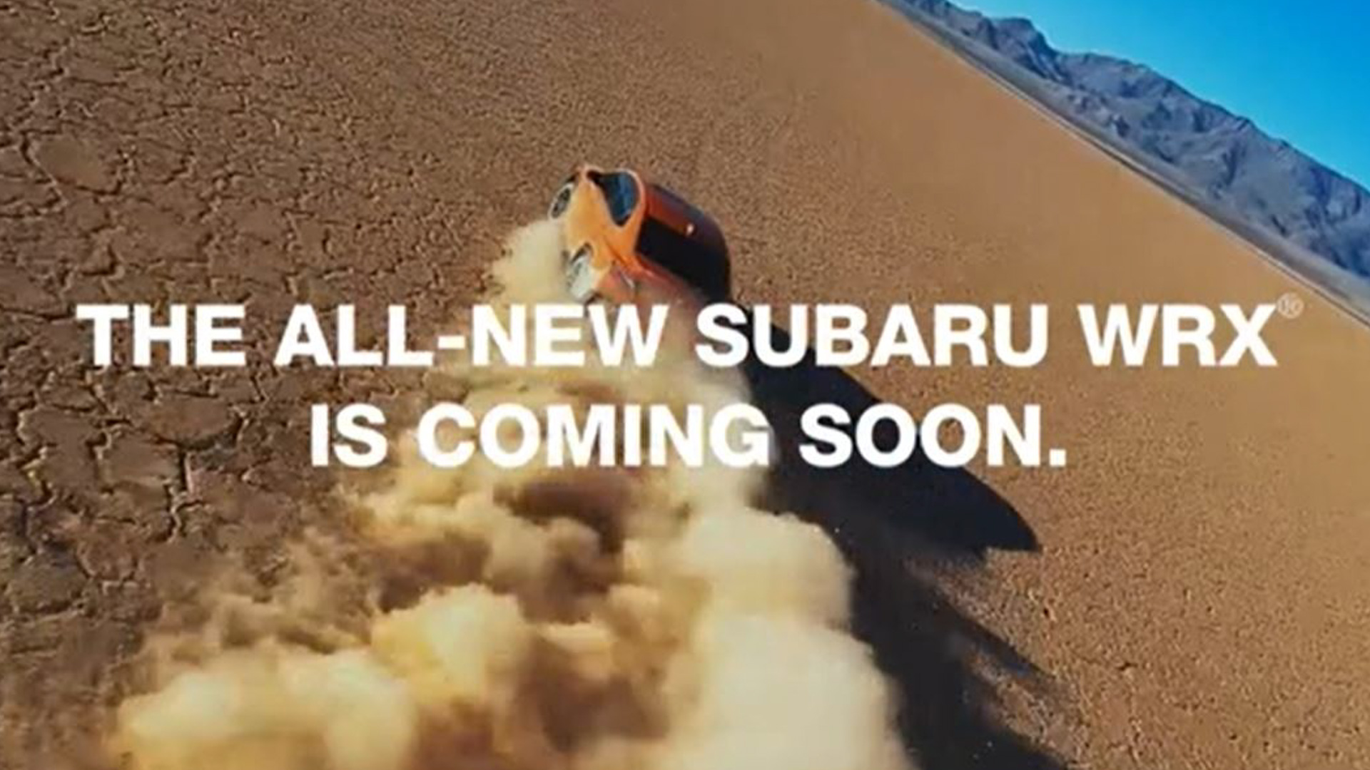 オレンジの新型「WRX」