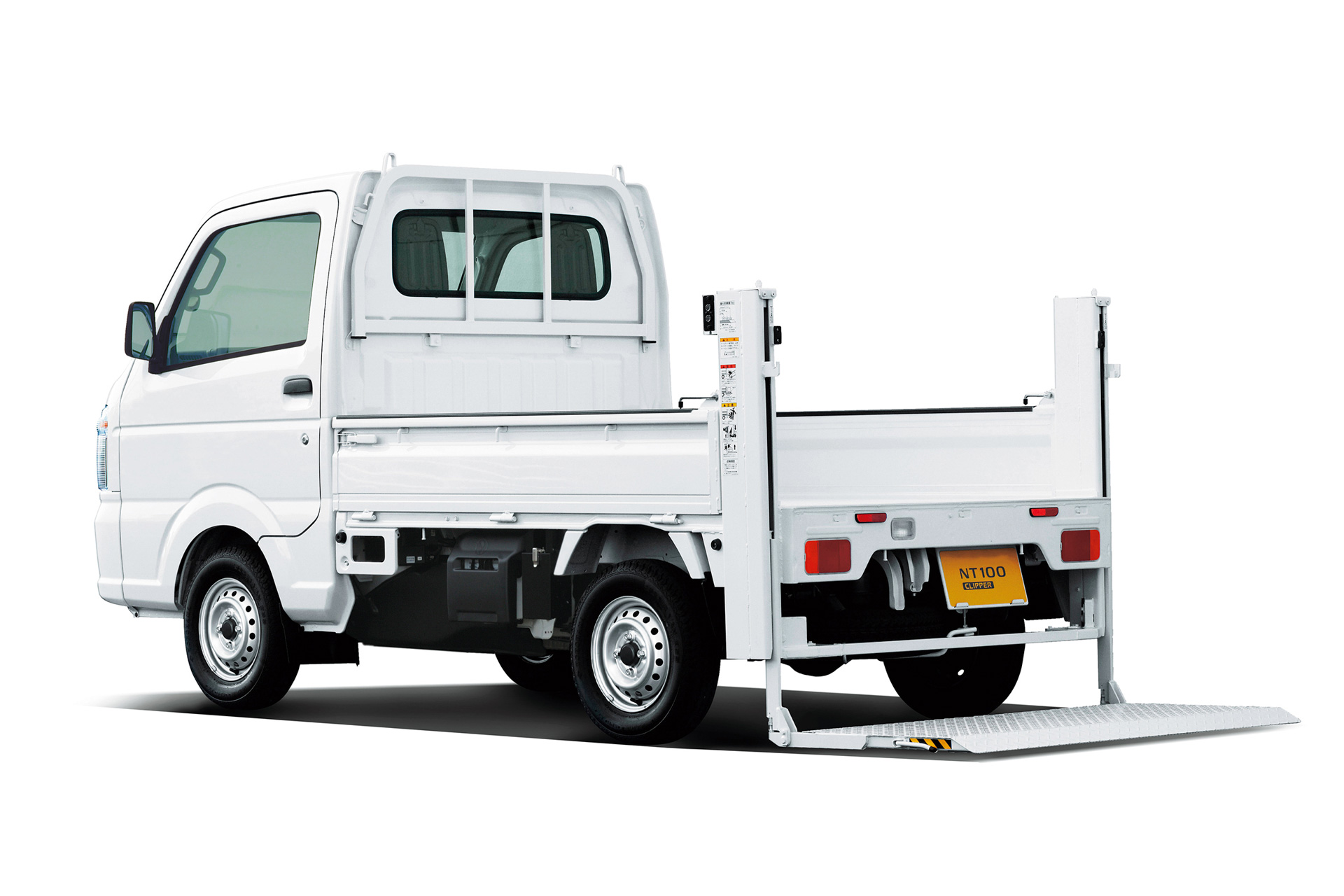 NT100クリッパー「リヤゲートリフター付トラック」