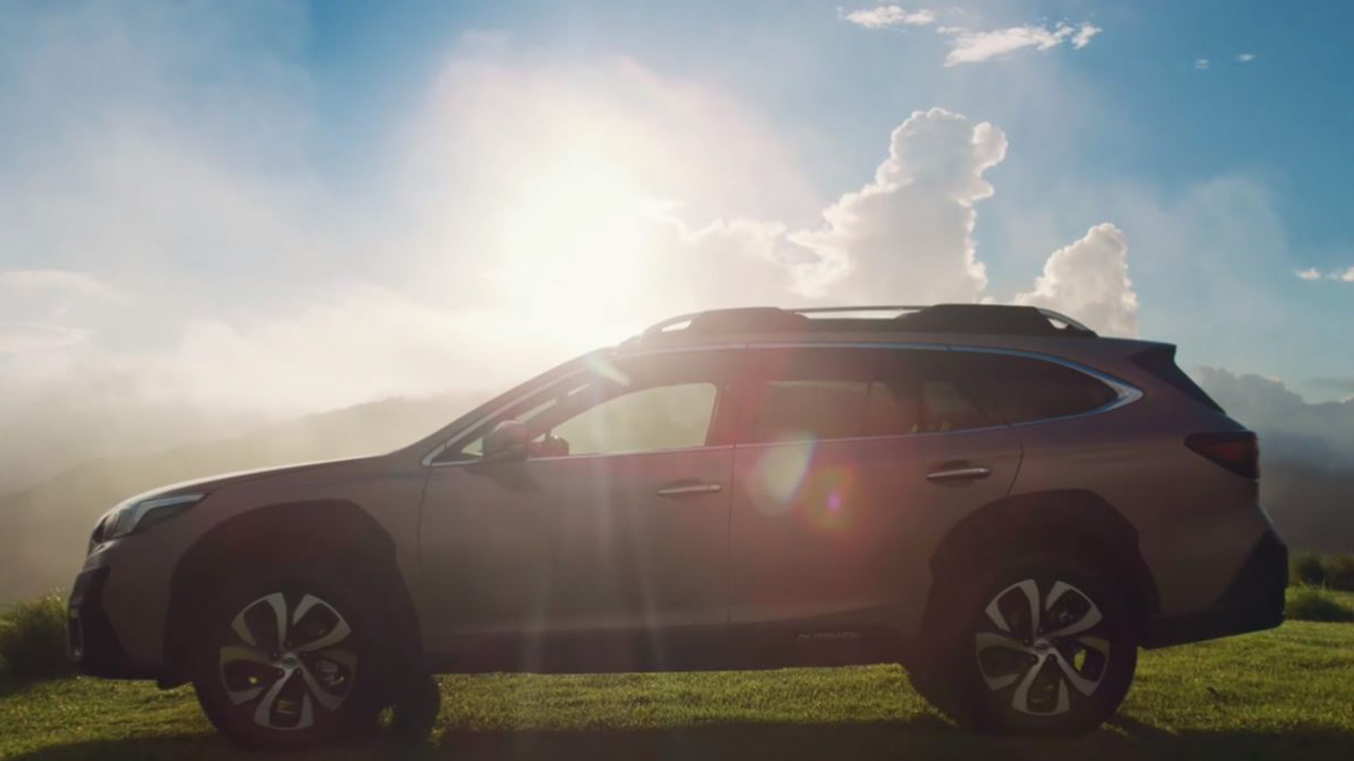 新型「レガシィ アウトバック」のティザー映像