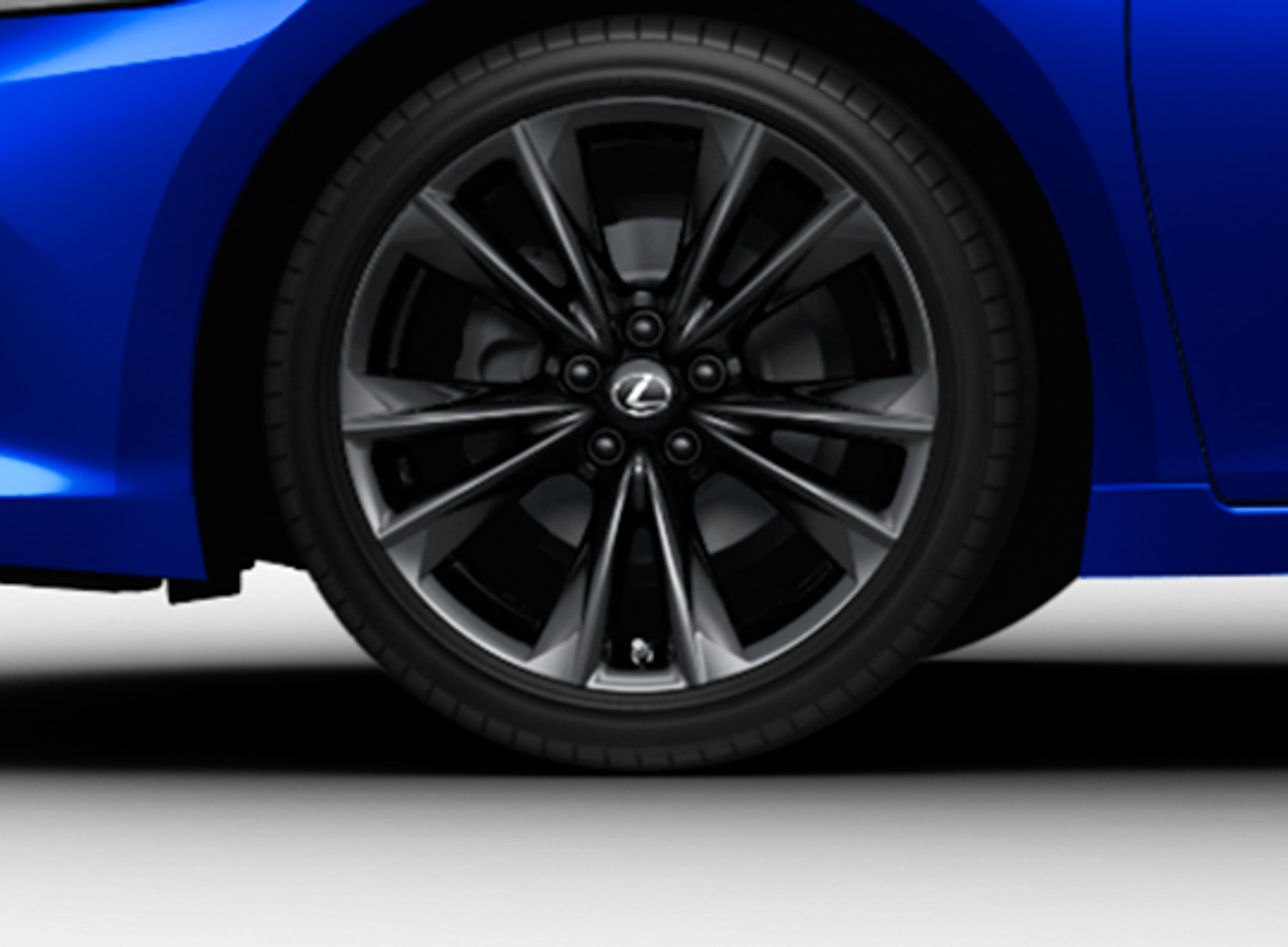 “F SPORT”専用19インチアルミホイール（ブラック塗装）